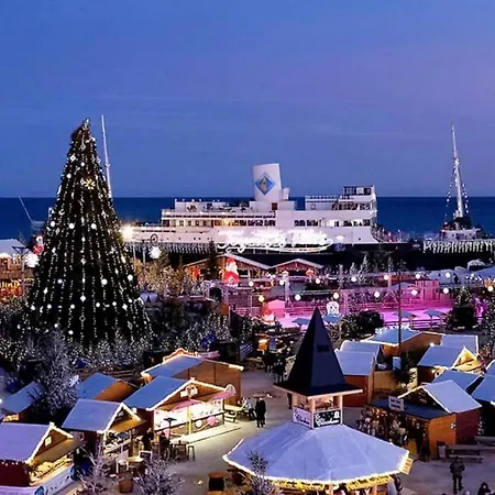 Apartament Duplex De 40m2 Avec Piscine A En Roussillon Canet-en-Roussillon