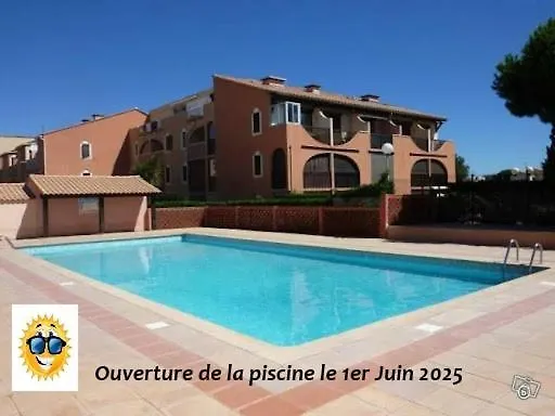 Duplex De 40m2 Avec Piscine A En Roussillon アパート *